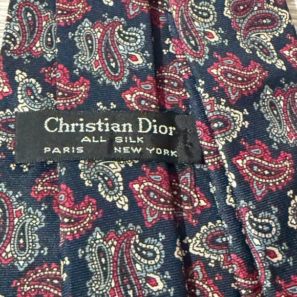 CHRISTIAN DIOR Neck Tie Paisley All Silk Tie Paris New York Vintage Burgundy BLK - Picture 3 of 5